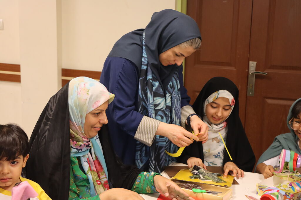 1338457-1 کارگاه ساخت عروسکهای سرزمین من در مرکز ۳۱ استان تهران