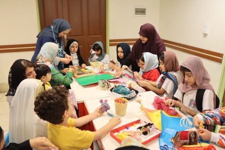 کارگاه ساخت عروسک‌های سرزمین من در مرکز ۳۱ استان تهران