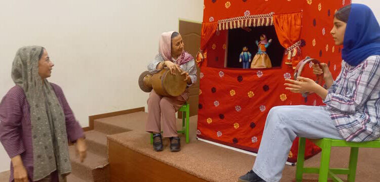 1338461-1 برگزاری کارگاه خیمه شب بازی در مرکز ۳۱ استان تهران