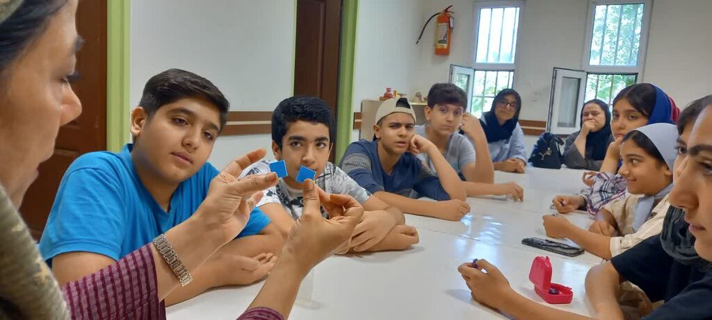 1338462-1 برگزاری کارگاه خیمه شب بازی در مرکز ۳۱ استان تهران