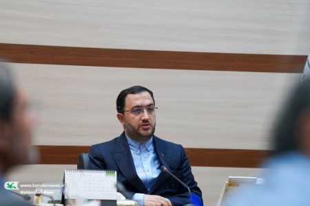 نگاه ما به زیست نوجوانان است