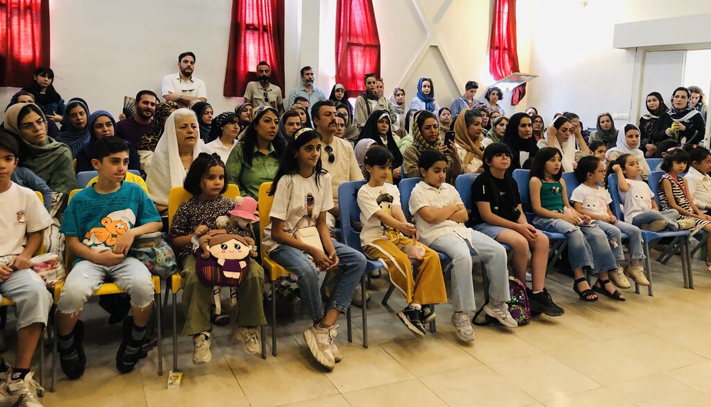 1338730-1 جشن پایان فعالیتها تابستانی و ولادت پبامبر مهربانی در مرکز پردیس