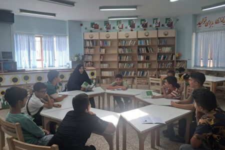 آماده‌سازی اعضای بیارجمند برای رقابت استانی و احیای لهجه محلی در کارگاه قصه‌گویی