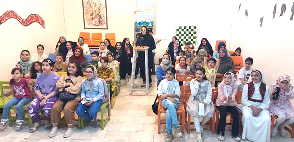 1338768-1 جشن گرم کتابها و عروسکها در مرکز شماره ۸ کانون استان تهران