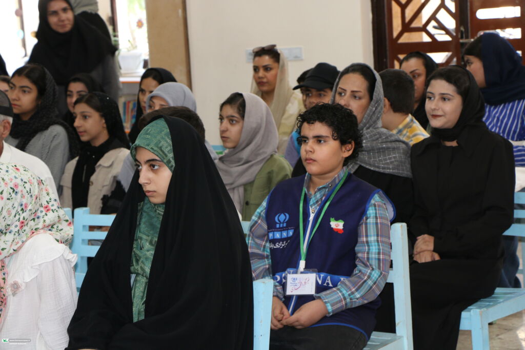 1338833-1 مرکز شمارهیک شیراز میزبان کارگاههای تخصصی شعرخوانی برای کودکان، نوجوانان و والدین شد