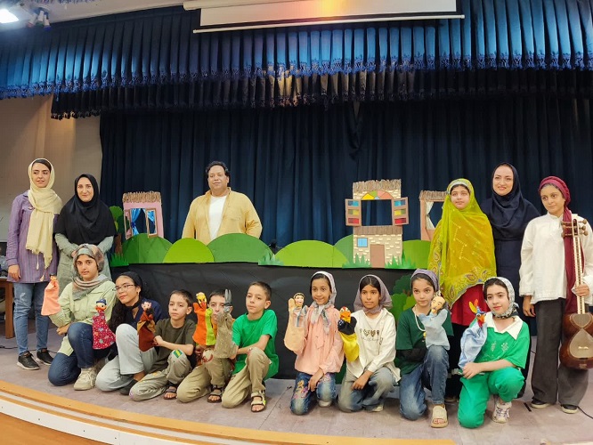 1338981-1 کارگاه تخصصی خیمهشببازی نوجوانان کانون استان اصفهان