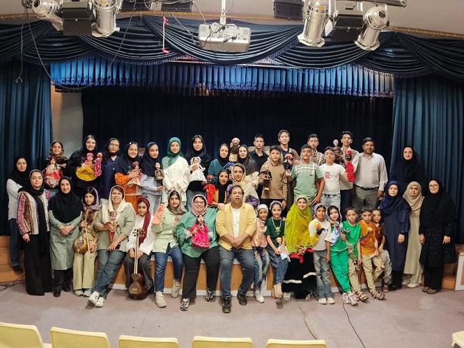 1338991-1 کارگاه تخصصی خیمهشببازی نوجوانان کانون استان اصفهان