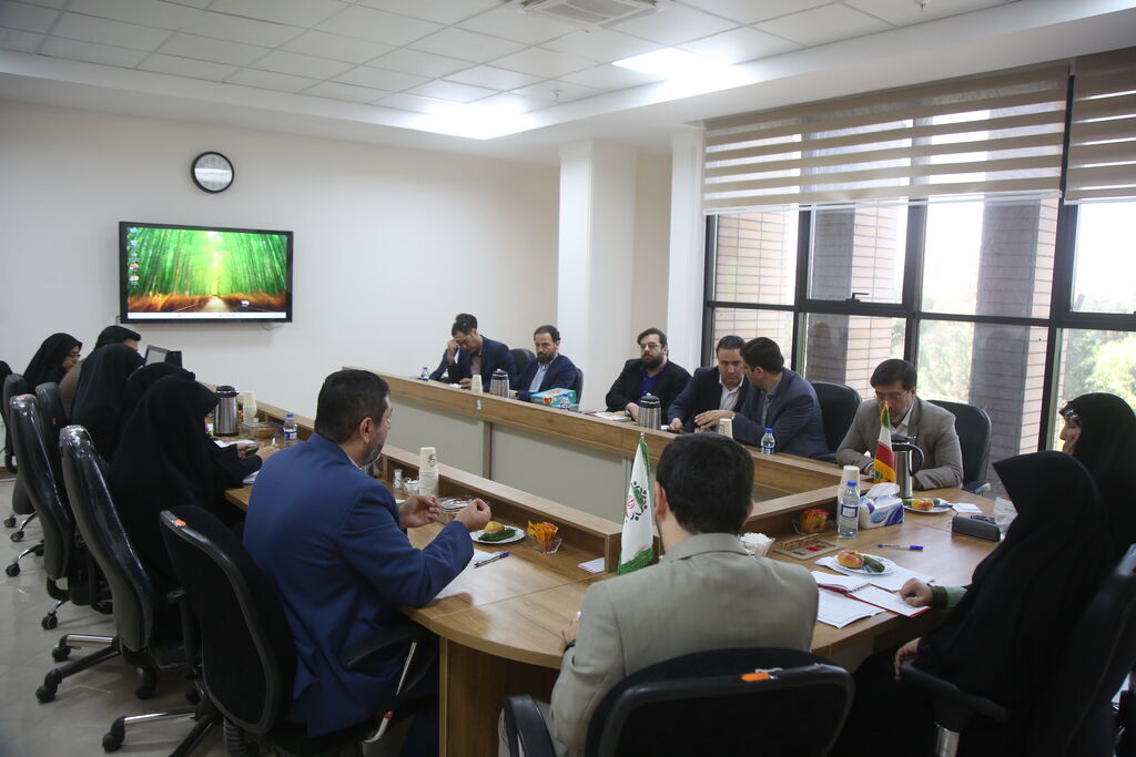 1339313-1 همکاری کانون پرورش فکری، شورای شهر و شهر داری قم برای برگزاری پرشور هفته ملی کودک ۱۴۰۴