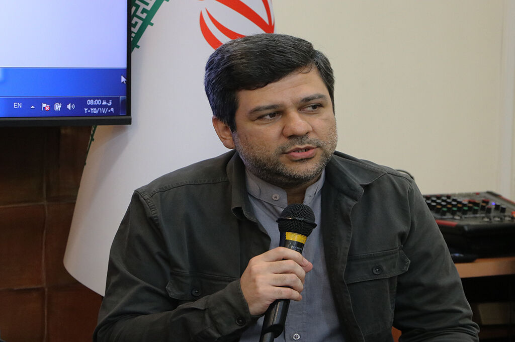 1339361 نشست هماندیشی و همافزایی کارکنان خدمات کانون گیلان در رشت برگزارشد