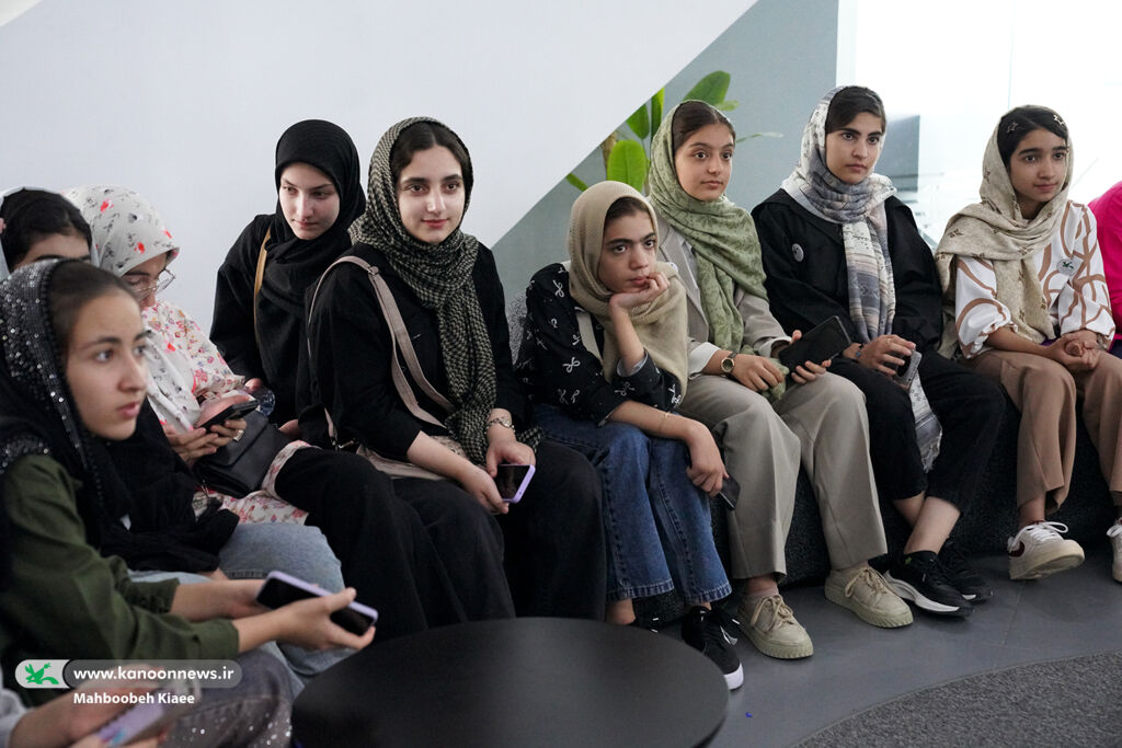 1339534-1 گام تازه کانون علوم در پیوند کودکان و نوجوانان با مراکز علمی ایران