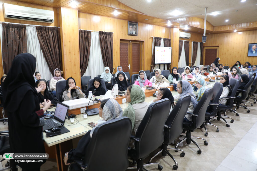 1339584-2 تفاهمنامه همکاری کانون علوم و پژوهشگاه رویان بهزودی امضا میشود