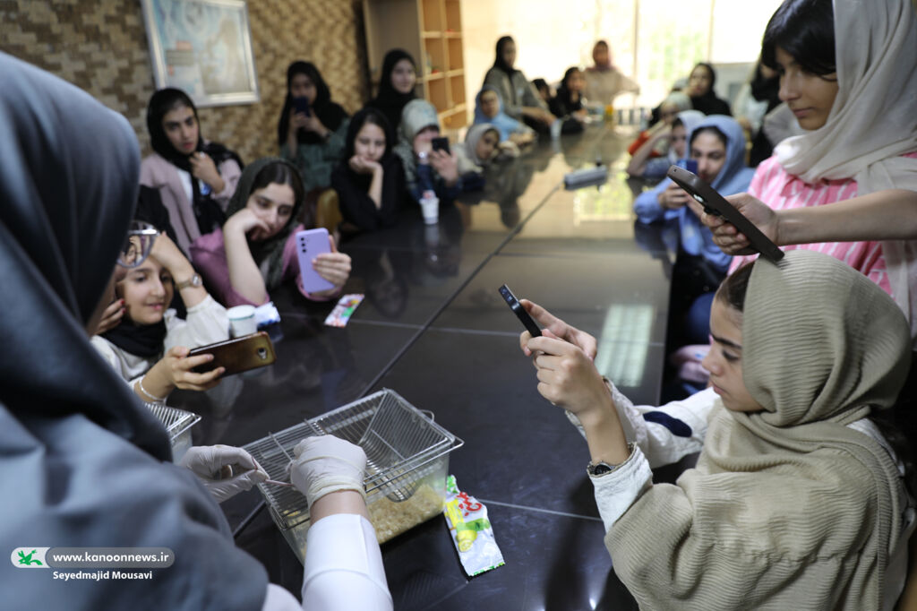 1339612-2 تفاهمنامه همکاری کانون علوم و پژوهشگاه رویان بهزودی امضا میشود