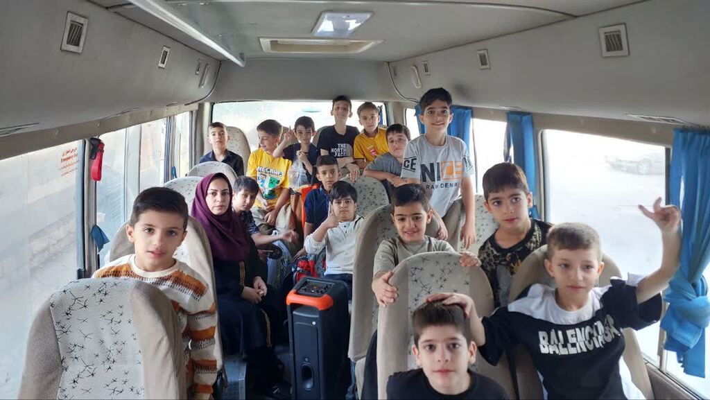 اردوی فرهنگی تفریحی اعضای کتابخوان جوانرودی در سراب دربند صحنه