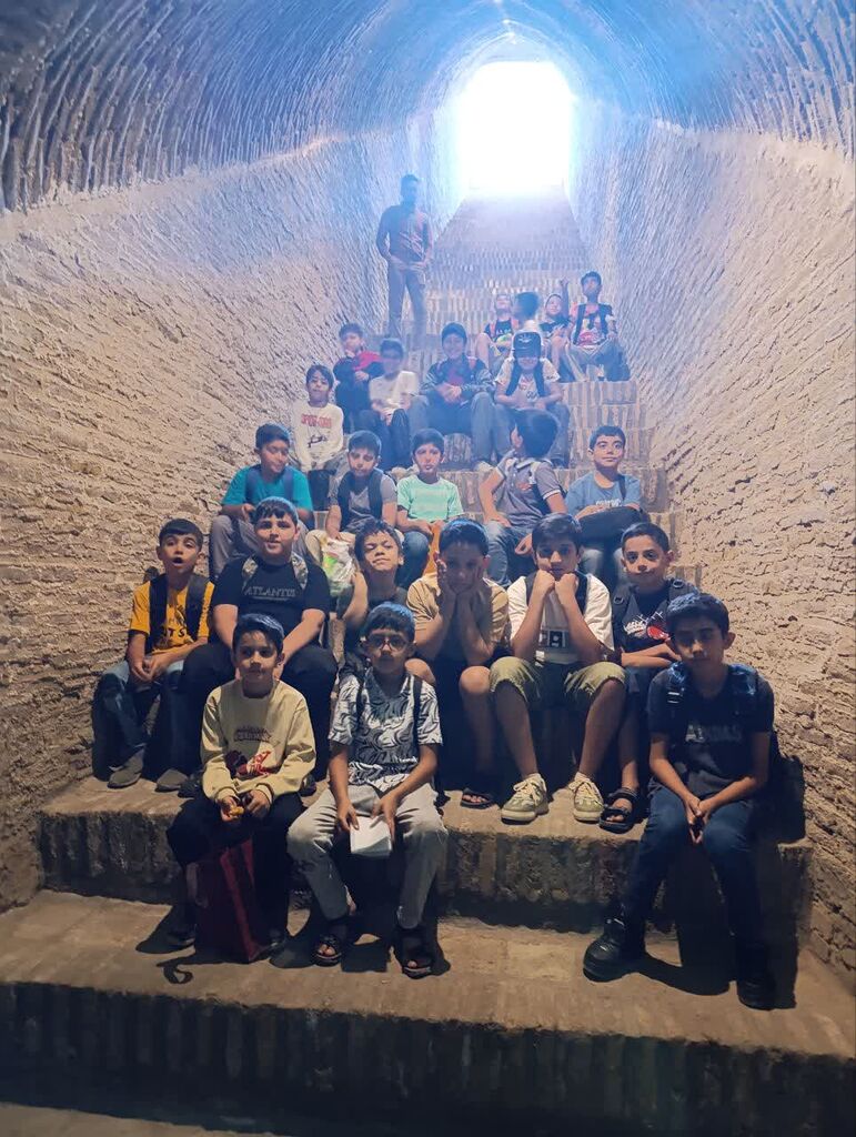 پرواز با مرغک کانون در کوچه‌های تاریخ