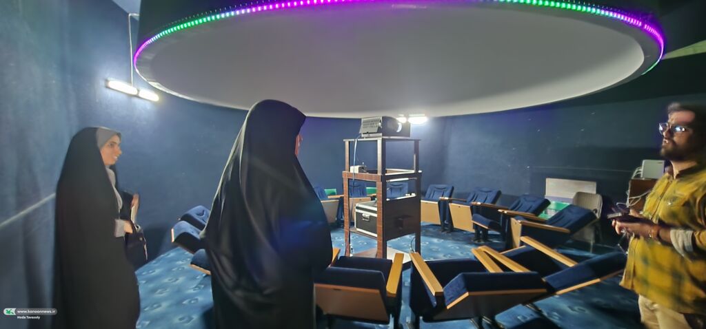 1340011-1 نشست هماهنگی بازگشایی مدارس ناحیه ۴ قم در مجتمع فرهنگی هنری کانون پرورش فکری پردیسان