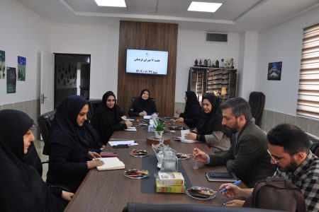 استفاده از ظرفیت‌های کانونی و فراکانونی در راستای تولی‌گری و جریان سازی فرهنگی