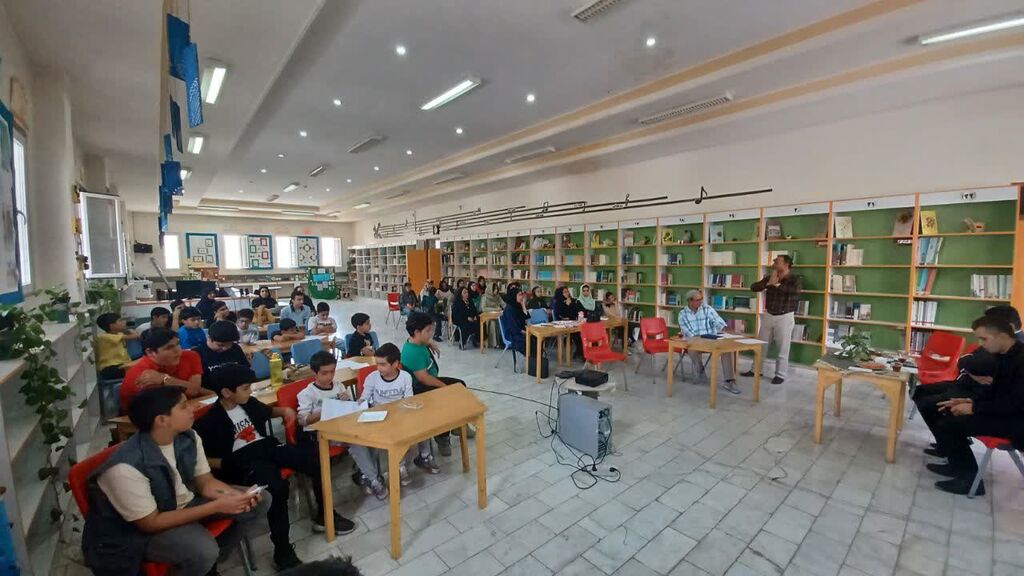 1340083-1 «زمان شاعری» در شهمیرزاد