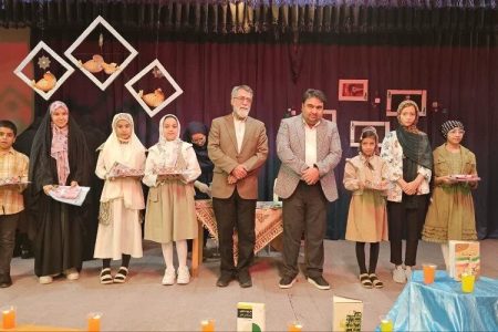 ویژه برنامه‌ی ” آواز واژه‌ها، شهریار دل‌ها” کانون استان اصفهان