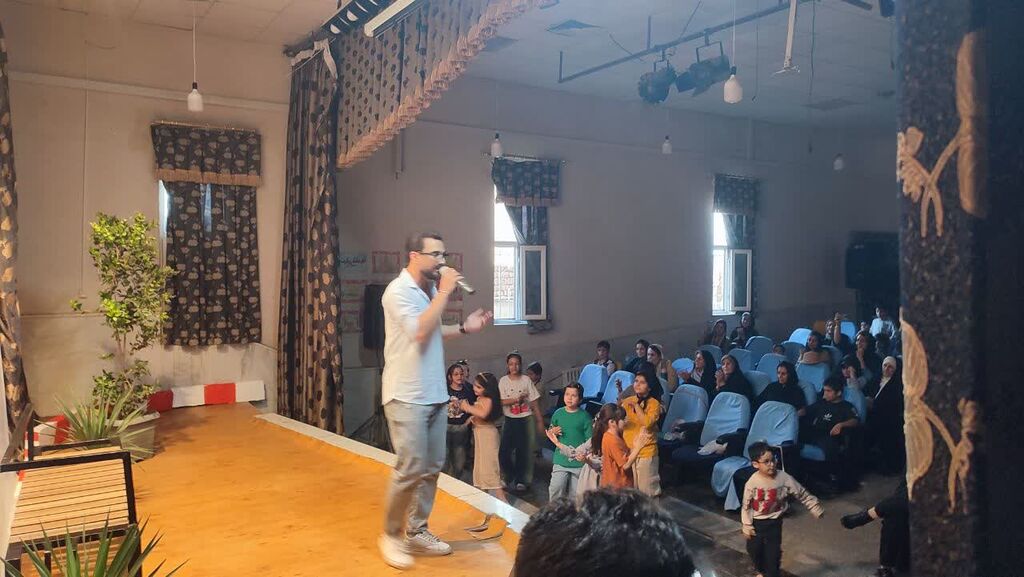 1340421-1 مرکز فرهنگی هنری کنگاور میزبان "محله شاد" شد