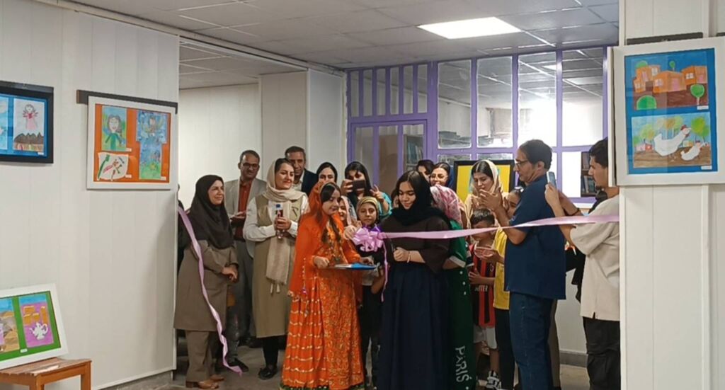 1340430-1 برپایی دومین نمایشگاه نقاشی آثار اعضای مرکز فرهنگی هنری کانون پرورش فکری دهدشت