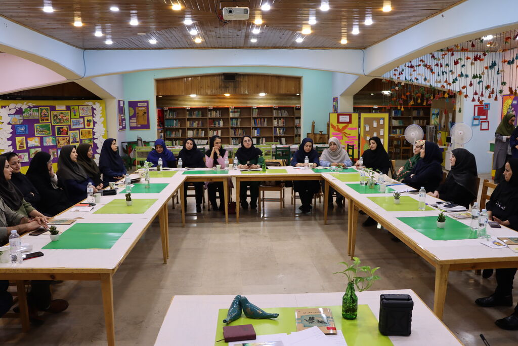 1340527 پنجمین باشگاه کتابخوانی کانون استان تهران