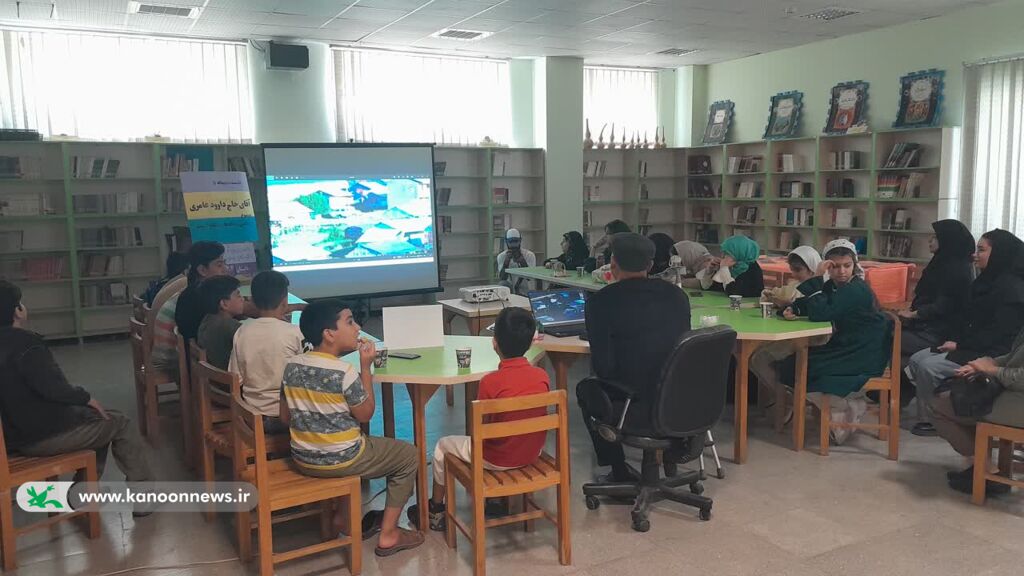 بازگویی خاطرات دفاع مقدس در مجتمع فرهنگی هنری کانون گرگان