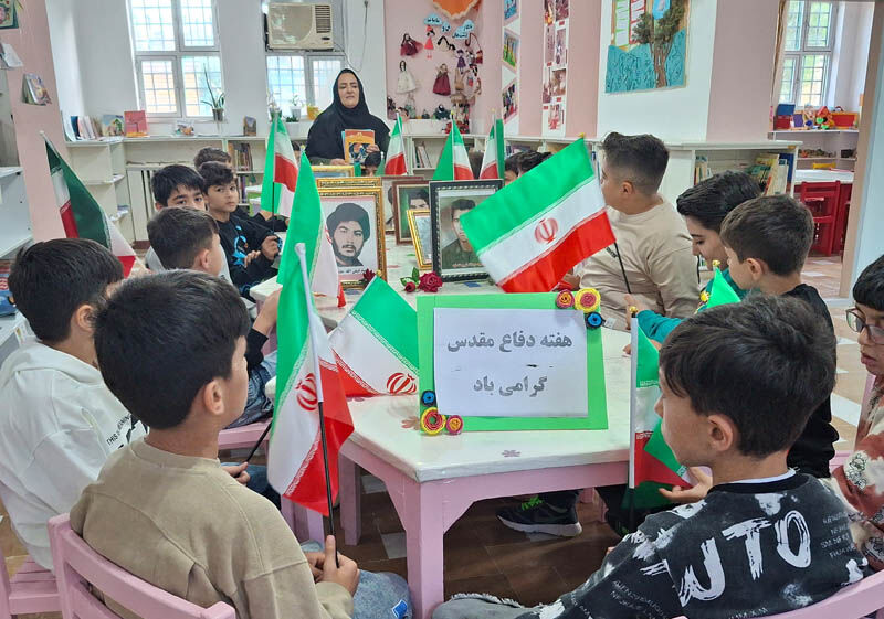 یاد شهدای دفاع مقدس با اجرای برنامه‌های فرهنگی در مراکز گرمی و جعفرآباد گرامی داشته شد
