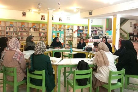 نخستین جلسه شورای والدین مرکز ۲۷ کانون تهران