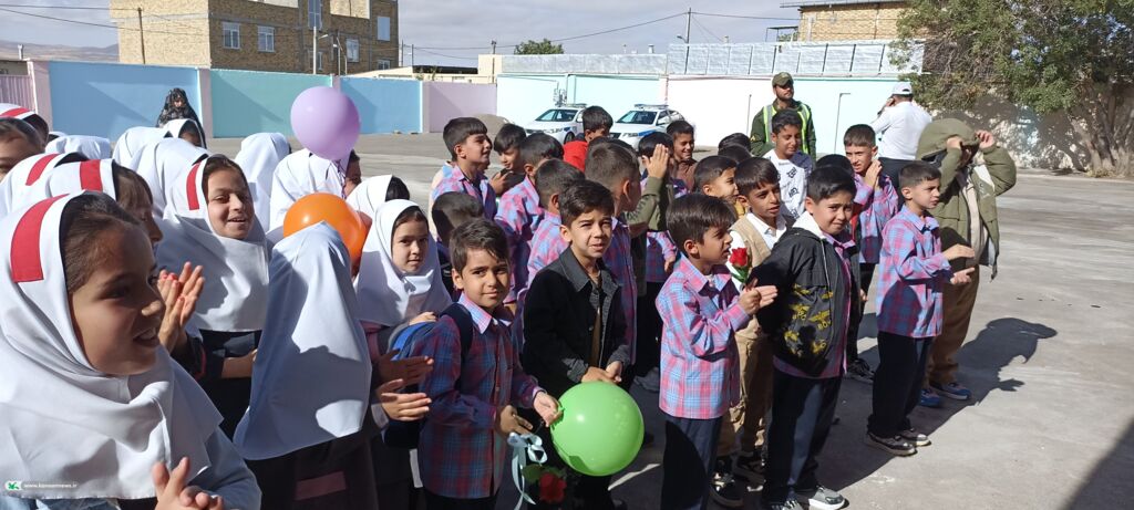 ویژه‌برنامه هفته دفاع مقدس و بازگشایی مدارس در یوسف‌آباد با محوریت آموزش ترافیکی