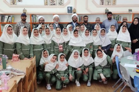 بازدید نماینده ولی‌فقیه و هیئت همراه از کانون پرورش فکری کودکان و نوجوانان سریش آباد