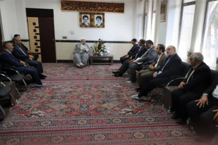 به‌کارگیری ظرفیت خیران مدرسه‌ساز برای گسترش کتاب‌خانه‌های سیار کانون