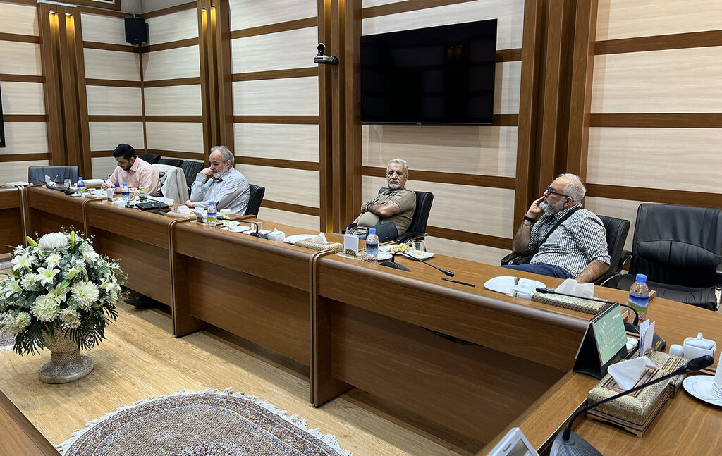 نشست تخصصی شورای عالی کتاب/ مرور آثار جدید نویسندگان و شاعران کودک و نوجوان