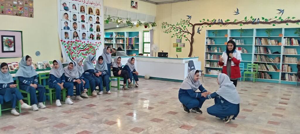 1344298-1 برگزاری یادوراه «شهدای کودک جنگ ۱۲ روزه» در مرکز فرهنگی چناران