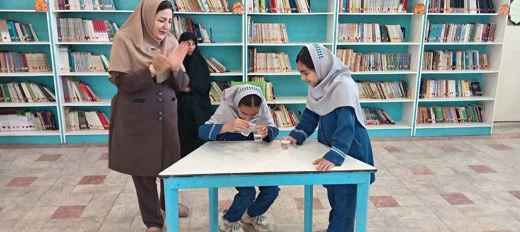 1344299-1 برگزاری یادوراه «شهدای کودک جنگ ۱۲ روزه» در مرکز فرهنگی چناران