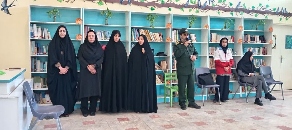 1344300-1 برگزاری یادوراه «شهدای کودک جنگ ۱۲ روزه» در مرکز فرهنگی چناران