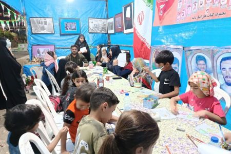 حضور فعال مرکز فرهنگی تایباد در نمایشگاه هفته دفاع مقدس شهرستان