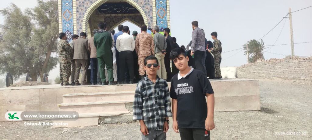 1344447 حضور مربیان و اعضای کانون سیستان و بلوچستان در گلزار شهدای شهرها به مناسبت هفته دفاع مقدس