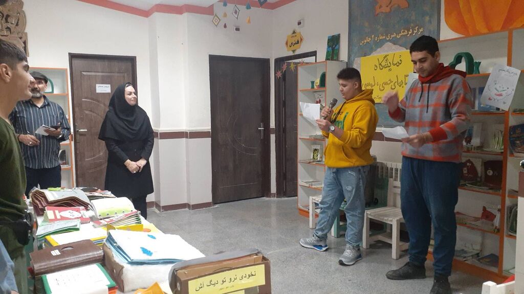 نمایشگاه آثار حسی‌ـ‌لمسی ویژه کودکان و نوجوانان با نیازهای ویژه در چالوس برگزار شد