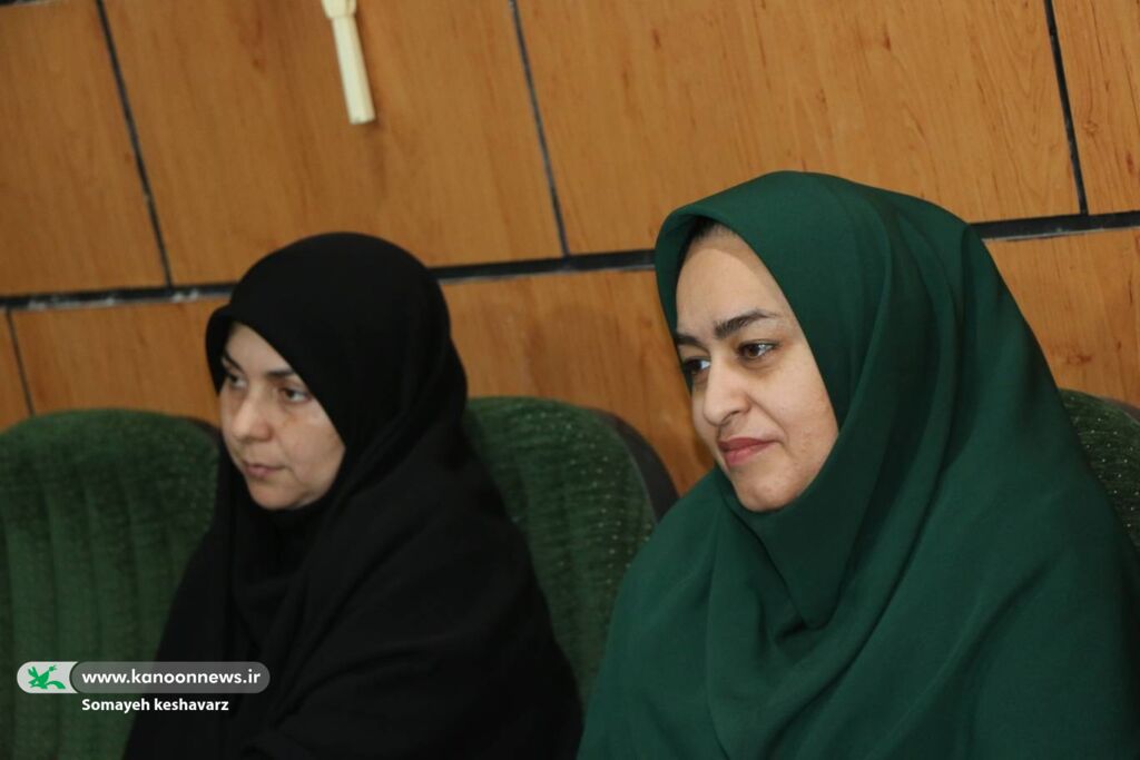 1344529-1 کارگاه «یادگیری با امضای شخصی» در شیراز برگزار شد