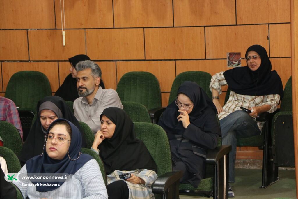 1344537-1 کارگاه «یادگیری با امضای شخصی» در شیراز برگزار شد