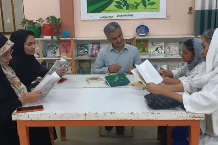 نشست صمیمانه مولاناخوانی در روز بزرگداشت مولانا