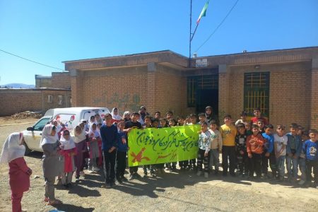 پیک امید مرکز سنقر، سفیر کانون در روستای قلعه فرهاد خان