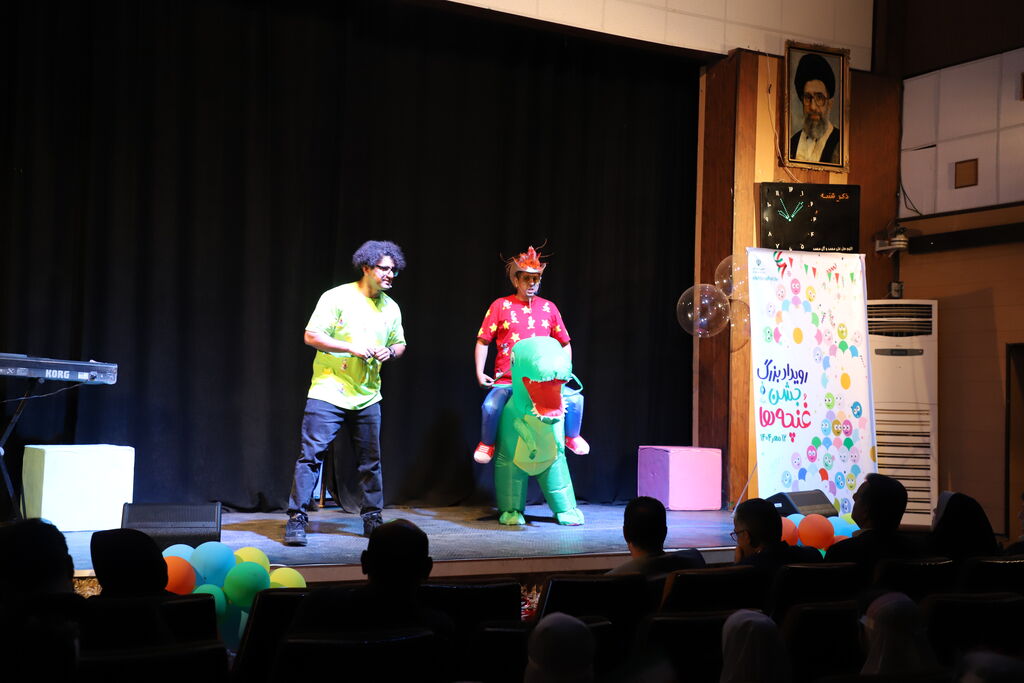 1344895-1 همکاری کانون استان قزوین با جشن غنچهها