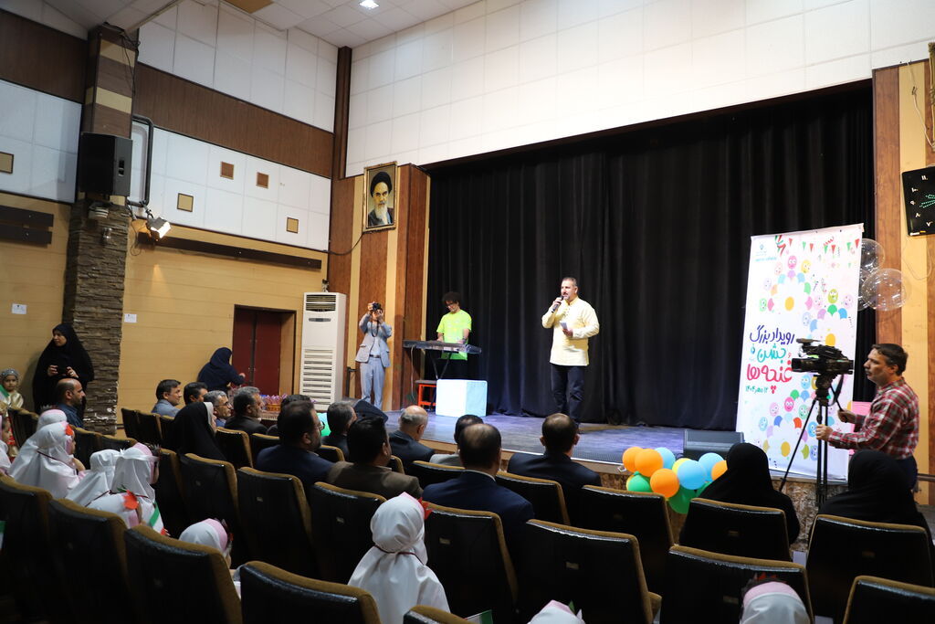 1344897-1 همکاری کانون استان قزوین با جشن غنچهها