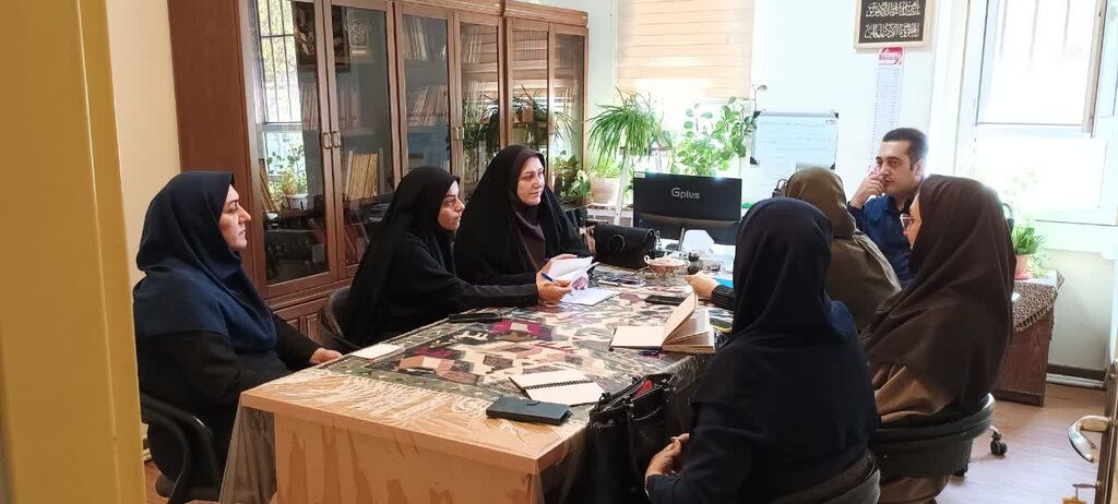 1344970-1 نشست توجیهی جشنواره قصهگویی برای مسئولان آموزش و پرورش