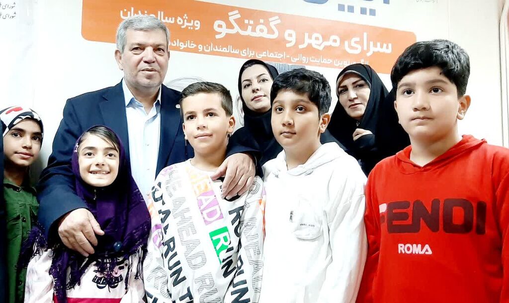 برگزاری برنامه «سرای مهر و گفتگو» با همکاری کانون و بهزیستی همدان