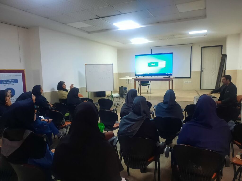 1345335-1 کارگاه «هوش مصنوعی و کاربرد آن در مراکز فرهنگی» در کرج