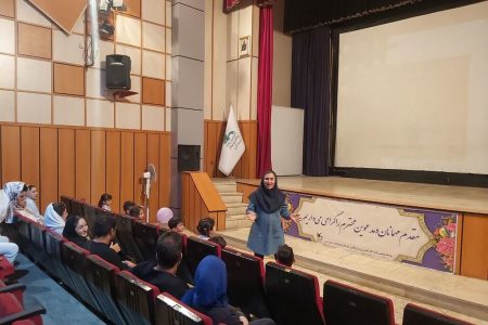 دوره گام‌های نخستین برای دومین سال متوالی در مرکز مجتمع کانون کرج