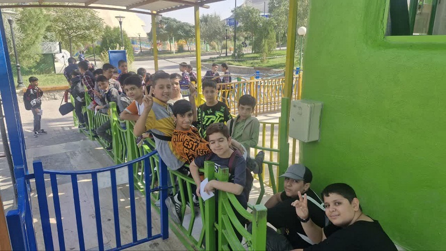 1345442-1 اردو تفریحی کانونیاران اصفهان