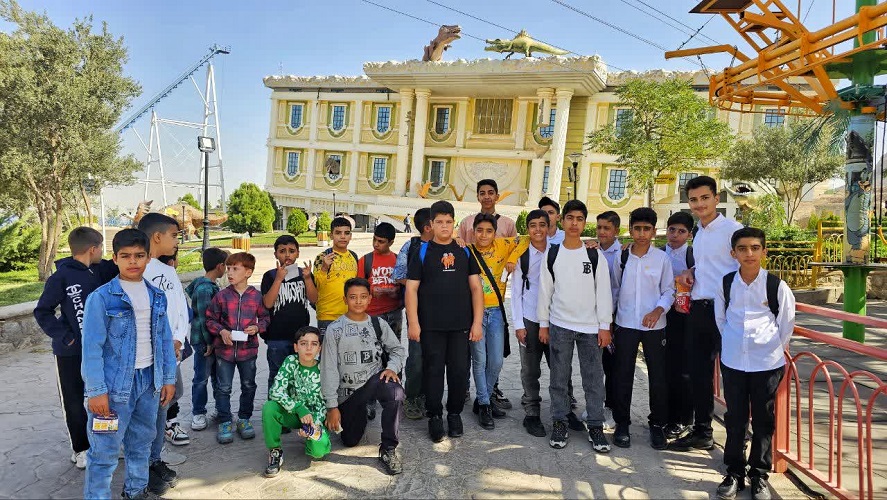 1345445-1 اردو تفریحی کانونیاران اصفهان